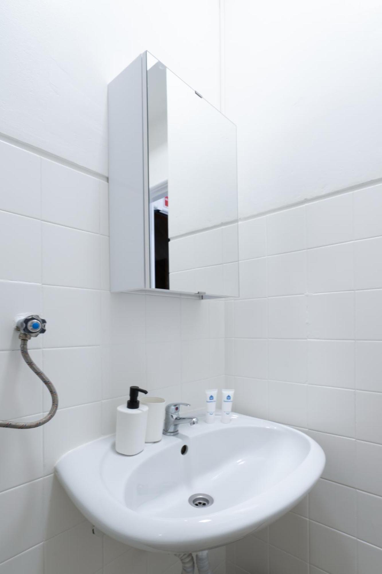 Apartamento Sweet Flats With Netflix - Bolhao City Center OOporto Habitación foto